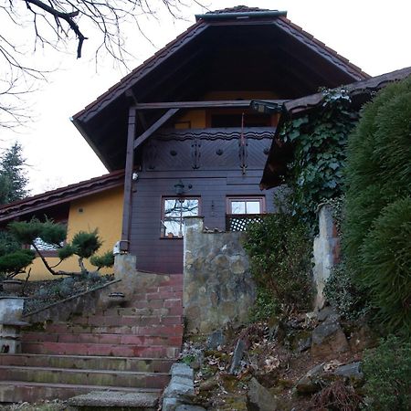 Mohas Vendeghaz Koszeg Mohas Ut 107 Hotel Bagian luar foto