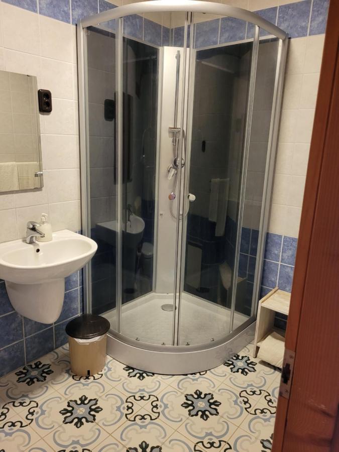 Mohas Vendeghaz Koszeg Mohas Ut 107 Hotel Bagian luar foto