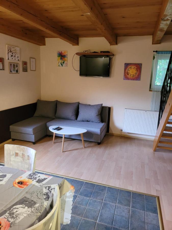 Mohas Vendeghaz Koszeg Mohas Ut 107 Hotel Bagian luar foto