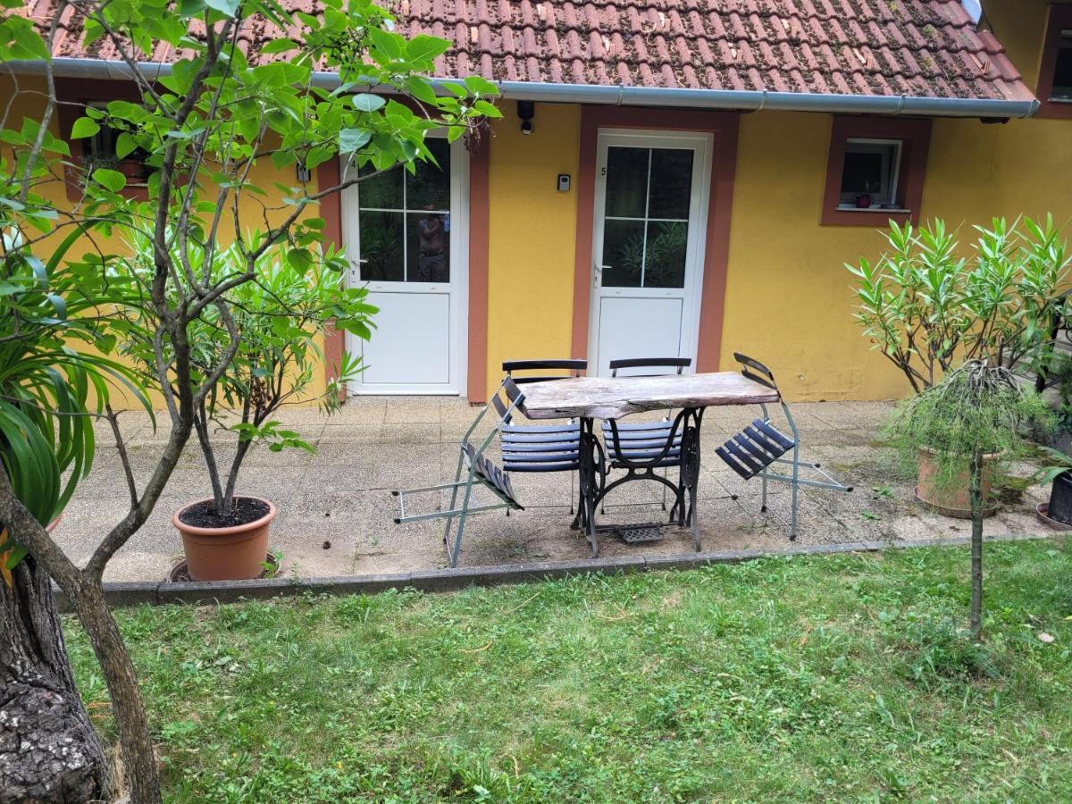 Mohas Vendeghaz Koszeg Mohas Ut 107 Hotel Bagian luar foto