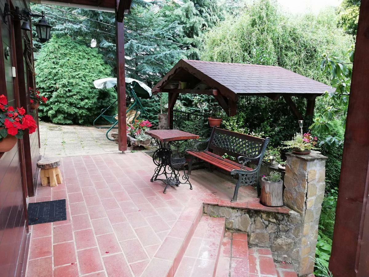 Mohas Vendeghaz Koszeg Mohas Ut 107 Hotel Bagian luar foto