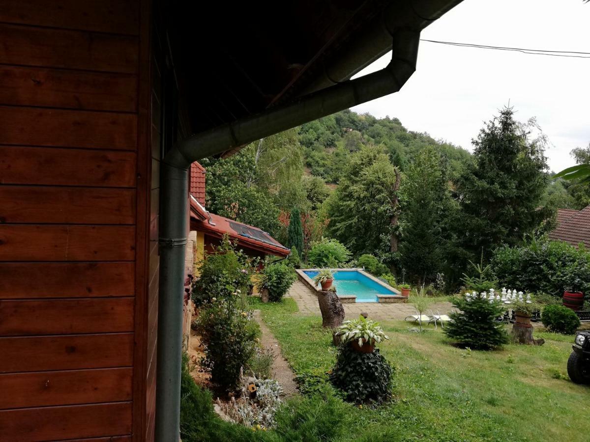 Mohas Vendeghaz Koszeg Mohas Ut 107 Hotel Bagian luar foto